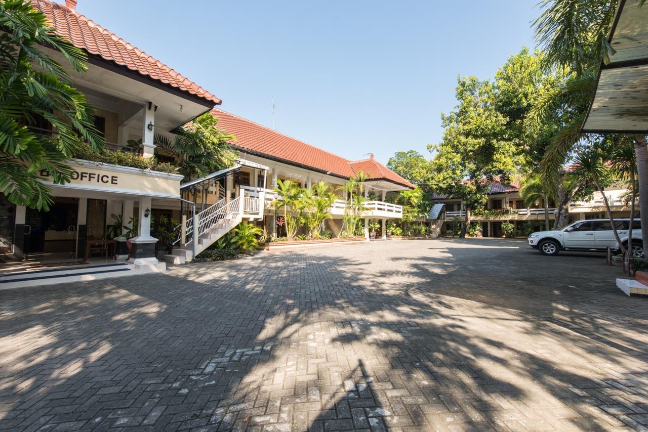 Hotel Wisma Djaja Syariah Bojonegoro Екстер'єр фото
