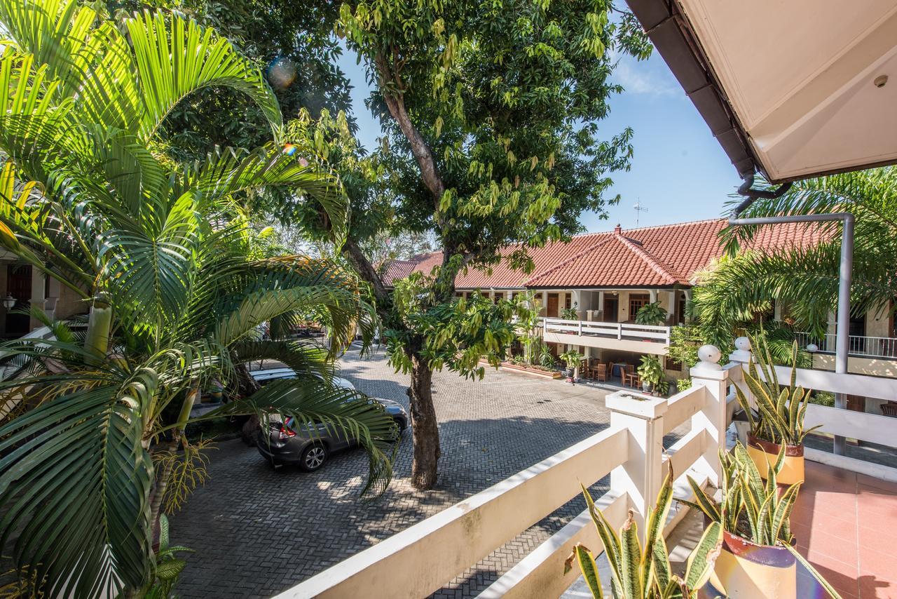 Hotel Wisma Djaja Syariah Bojonegoro Екстер'єр фото